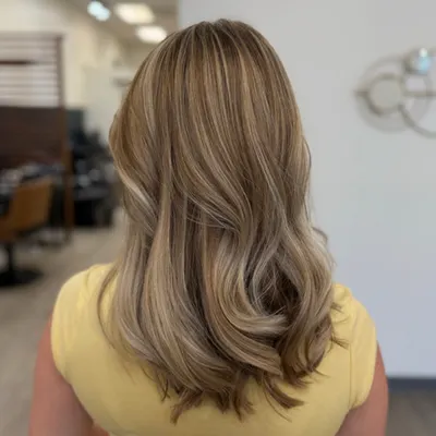 Dimensional blonde
